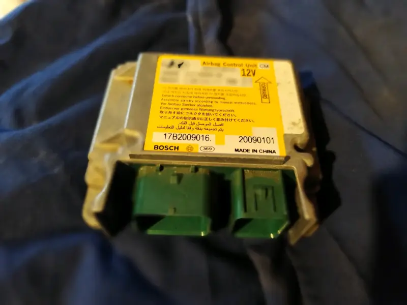 Unidad de Control de Airbag Hyundai Bosch 12V - 2