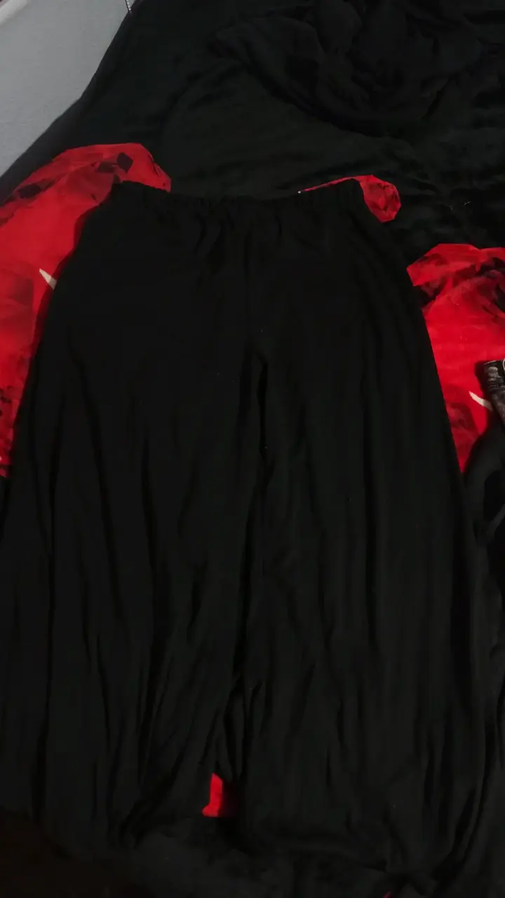 Pantalón negro suelto para mujer talla estandar