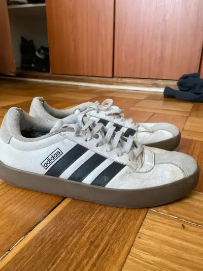 Zapatos Adidas - miniatura 1