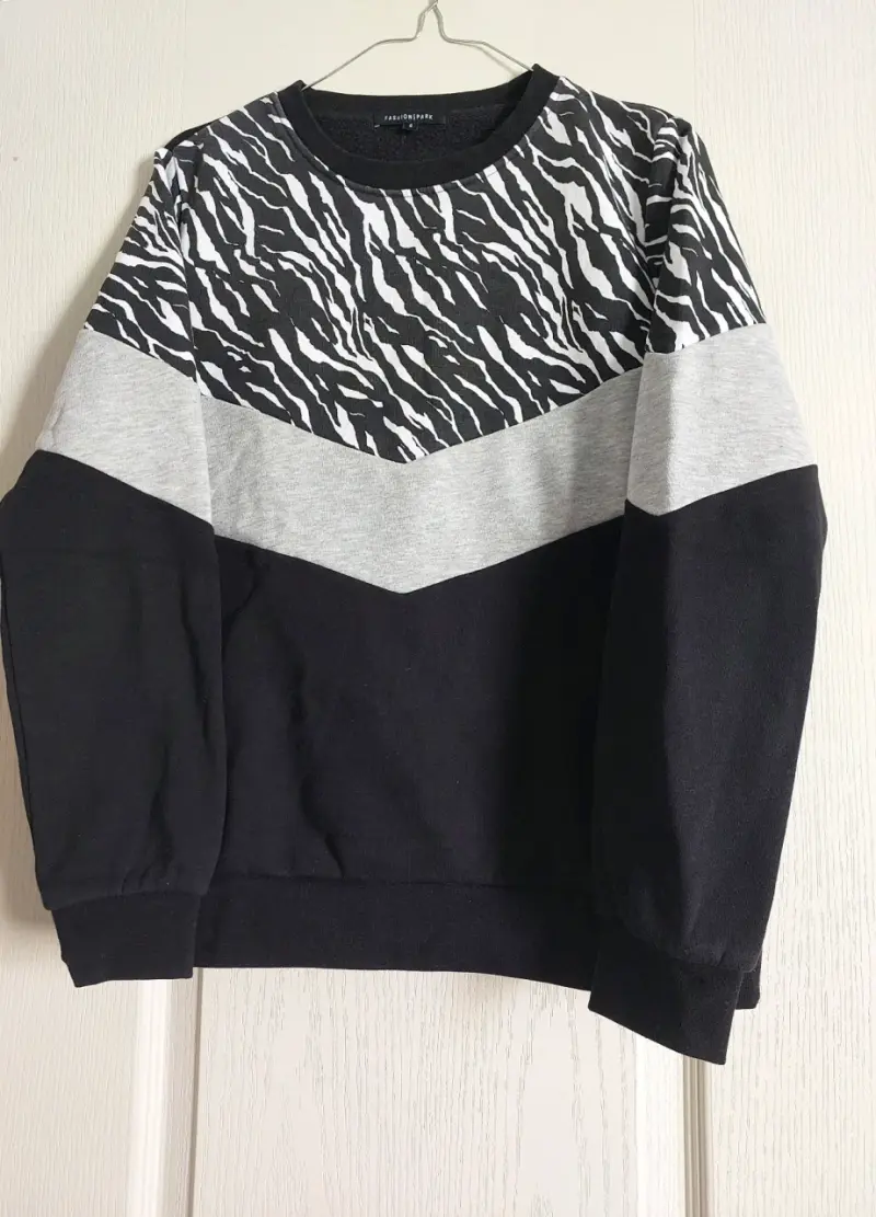 Polerón estampado animal print talla s