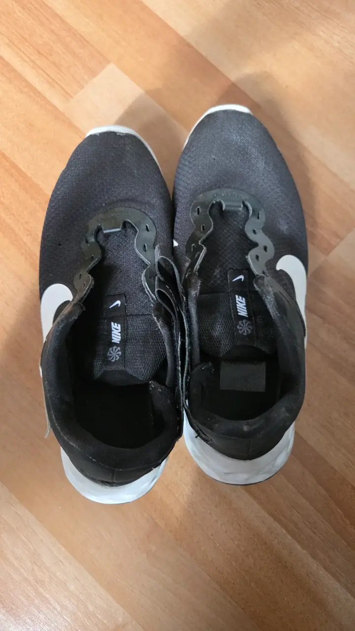 Zapatillas running Nike Revolution 6 negras - 2