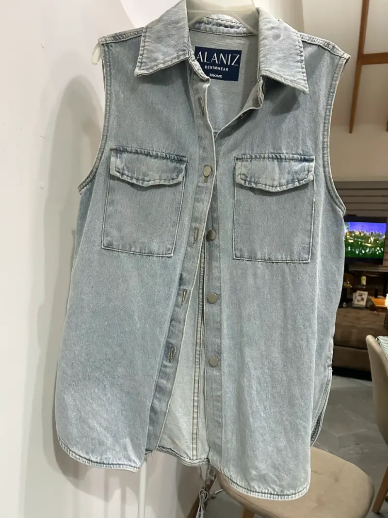 Chaqueta de mezclilla sin mangas Alaniz