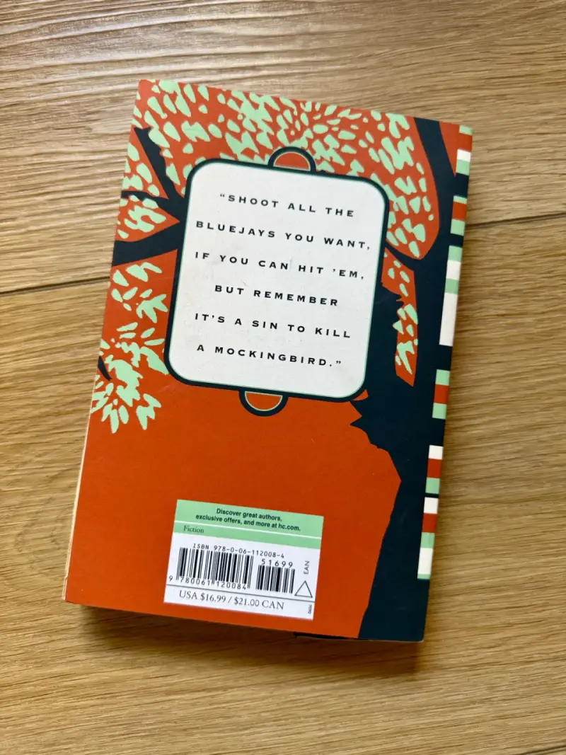 Libro 'To Kill a Mockingbird' de Harper Lee - 3