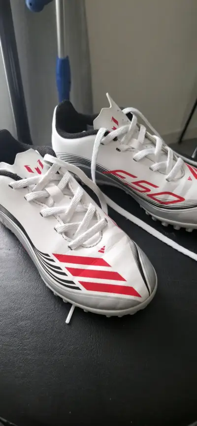 Zapatillas de fútbol Adidas Messi F50 blancas - miniatura 1