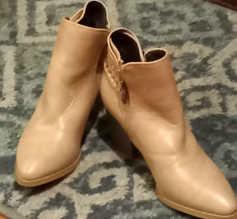 Botines de cuero beige con tacón medio, - 2