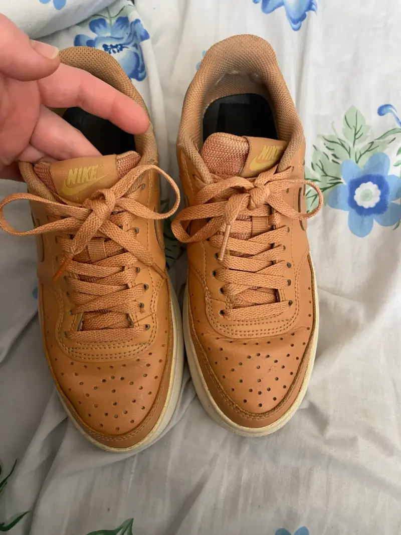 Zapatillas  Nike color camel talla 38 (25cm) - 3