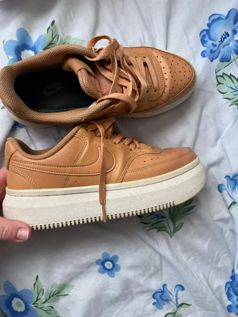Zapatillas  Nike color camel talla 38 (25cm) - 7