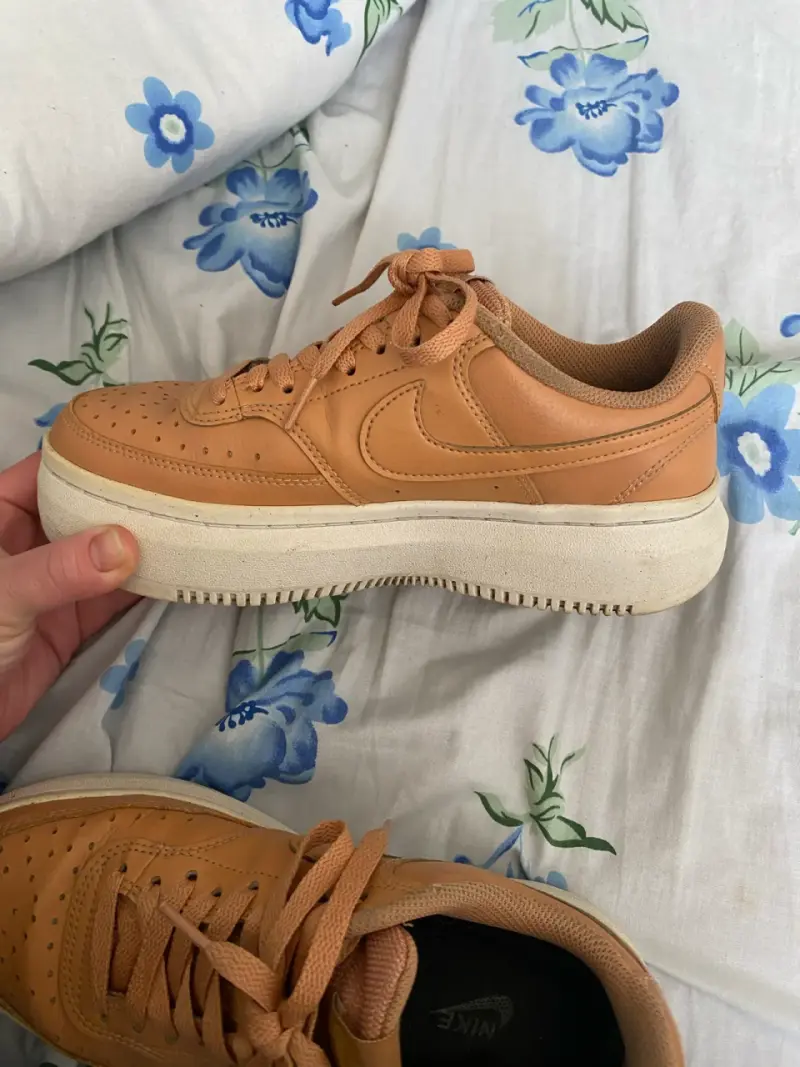 Zapatillas  Nike color camel talla 38 (25cm) - 9