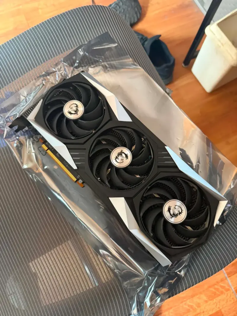 Tarjeta gráfica MSI Gaming Trio Z RX 6900 XT - 3