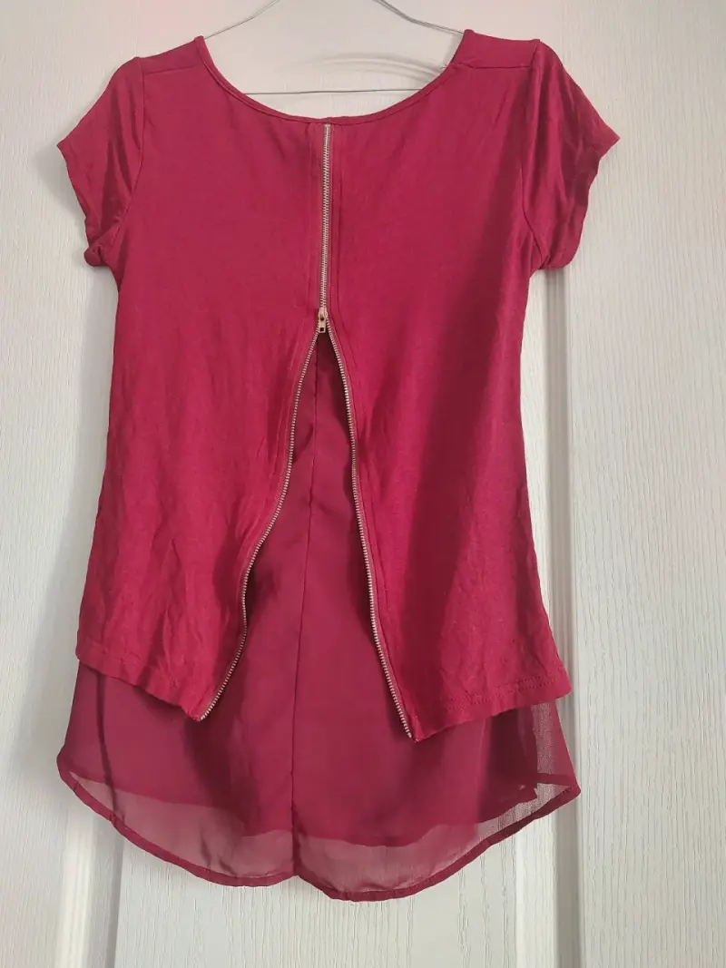 Blusa roja con cierre trasero talla s - 2