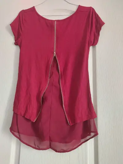Blusa roja con cierre trasero talla s - miniatura 2