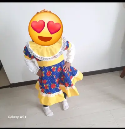 Vestido de niña folclórico colorido - miniatura 1