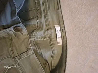 Pantalones verdes de mujer Cyan talla 42 - miniatura 3