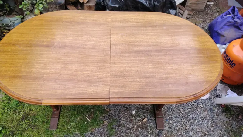 Mesa de comedor extensible de madera - 2
