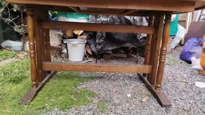 Mesa de comedor extensible de madera - miniatura 3