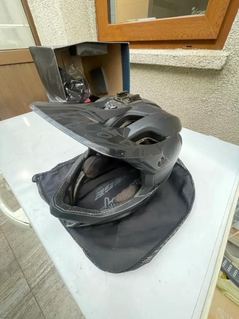 Casco de ciclismo integral Troy Lee Designs negro - 4