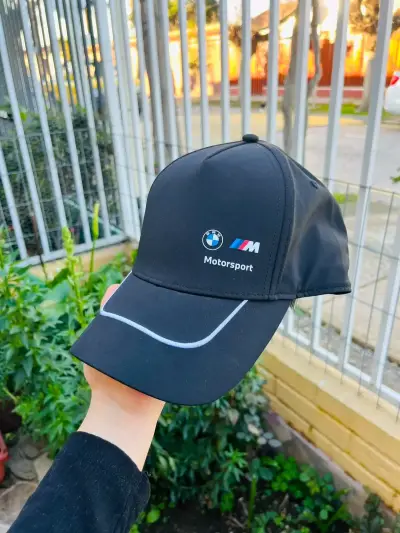 Gorra negra BMW Motorsport con logo - miniatura 1