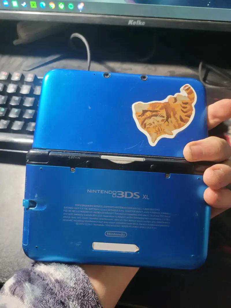 Consola Nintendo 3DS XL con cargador desbloq... - 2