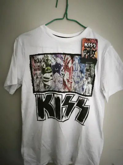Polera blanca de Kiss con diseño gráfico - miniatura 1
