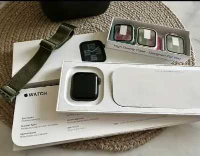 Apple Watch SE 40mm con Correa Deportiva - miniatura 2