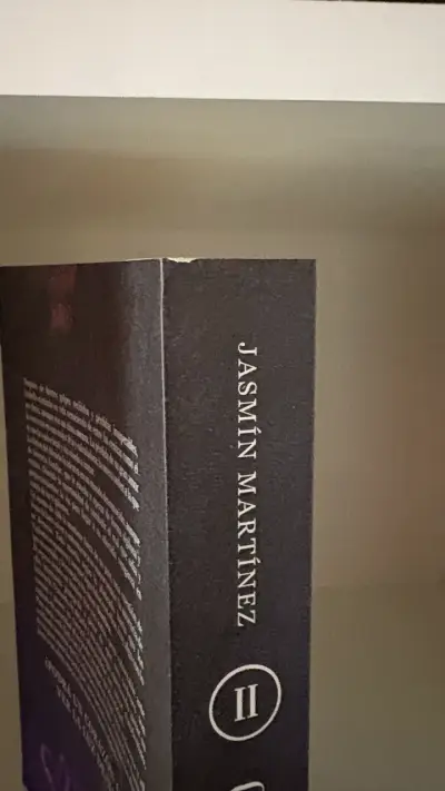 Libro Corazón Oscuro de Jasmin Martínez - miniatura 3