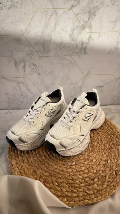 Zapatillas deportivas blancas - miniatura 4