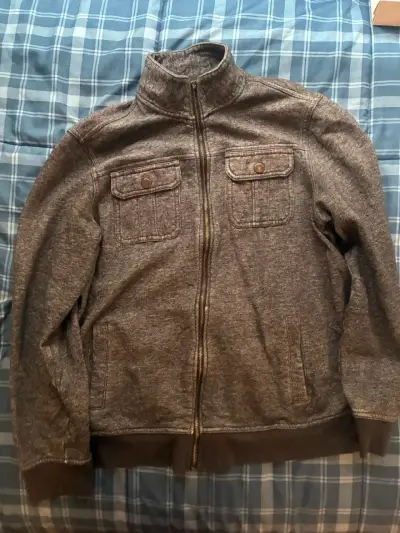 Chaqueta estilo mezclilla con cierre y bolsillos - miniatura 1