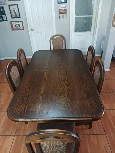 Mesa de comedor de madera con 6 sillas - miniatura 2