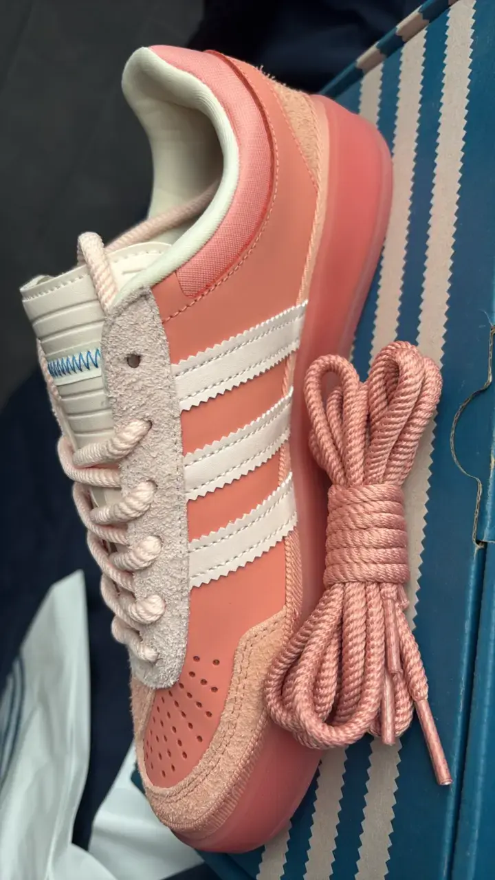 Adidas para BAD BUNNY - 2