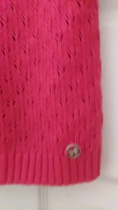 Suéter fucsia de punto con cuello alto - miniatura 3