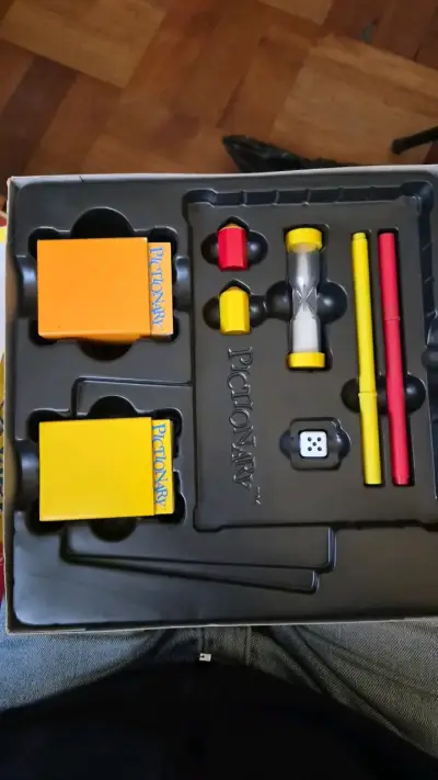 Juego de mesa Pictionary de Mattel - miniatura 2