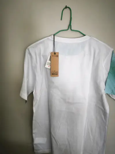 Polera Cloud Break surfista talla 16 - miniatura 2