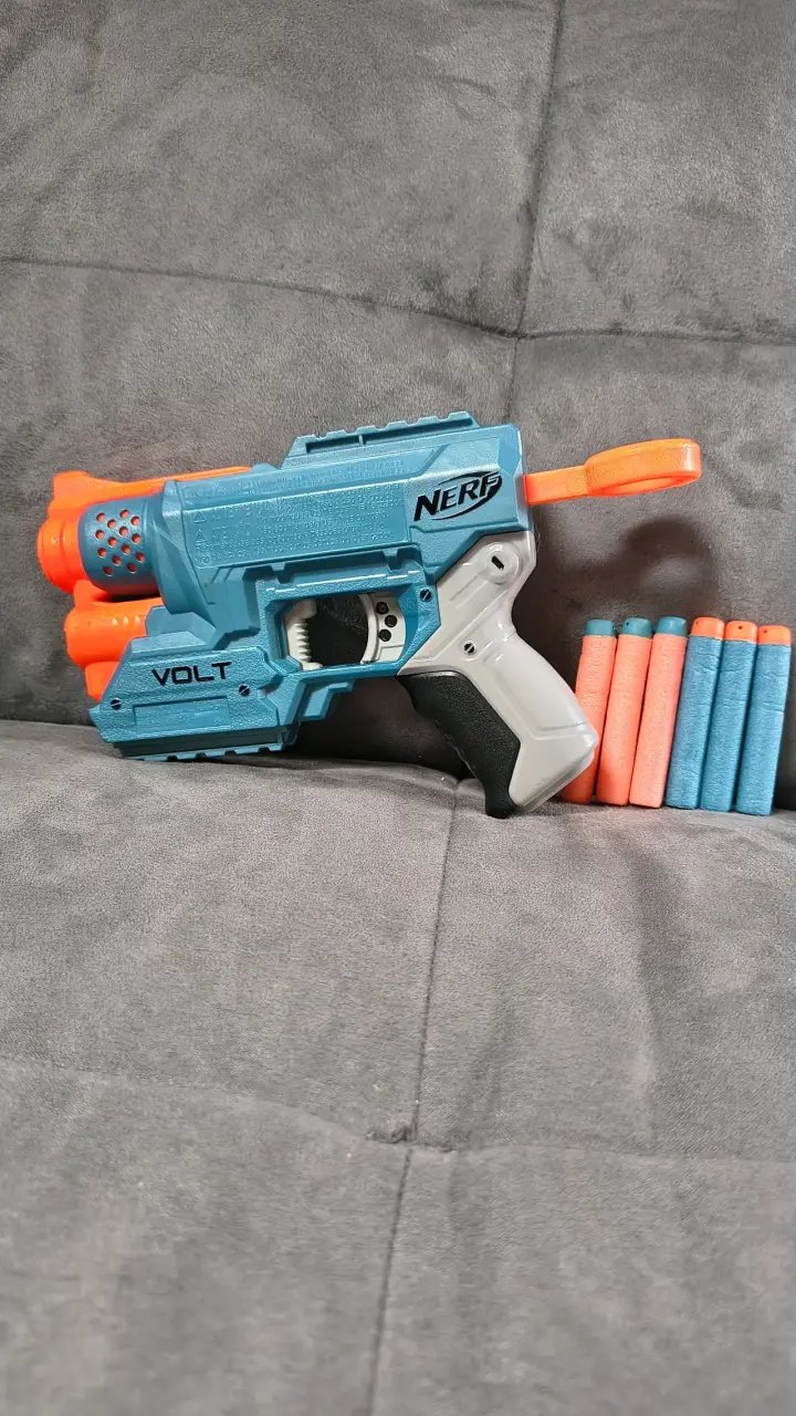 Pistola Nerf Elite 2.0 Volt con Dardos - 2