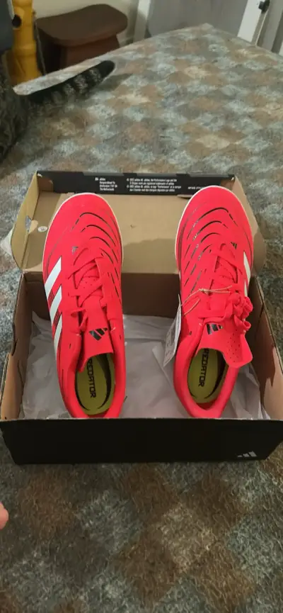 Zapatillas de fútbol Adidas Predator Club TF rojas - miniatura 1
