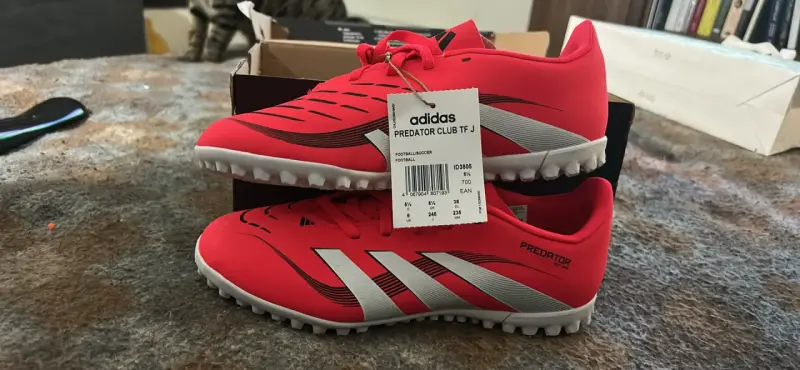 Zapatillas de fútbol Adidas Predator Club TF rojas - 4