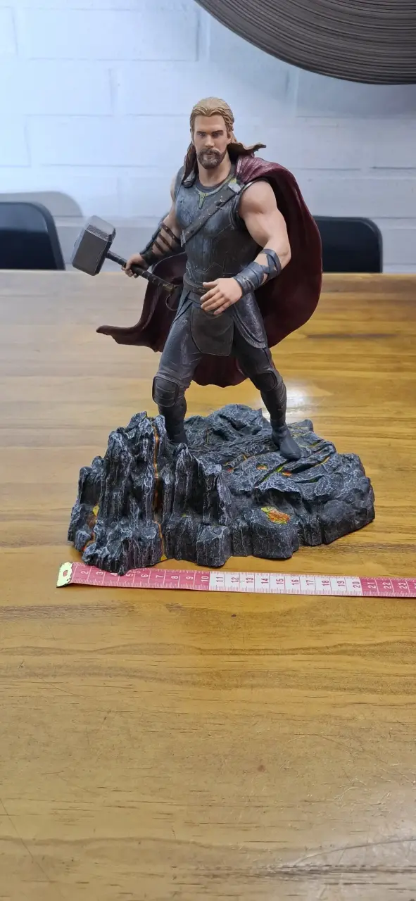 Figura Thor Ragnarok⚡ - 4