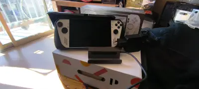Consola portátil ROG Ally con accesorios 16/512 gb - miniatura 1