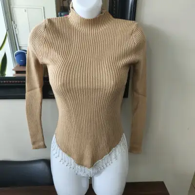 Polera  de punto con detalles de perlas - miniatura 4