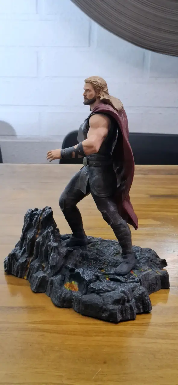 Figura Thor Ragnarok⚡ - 6