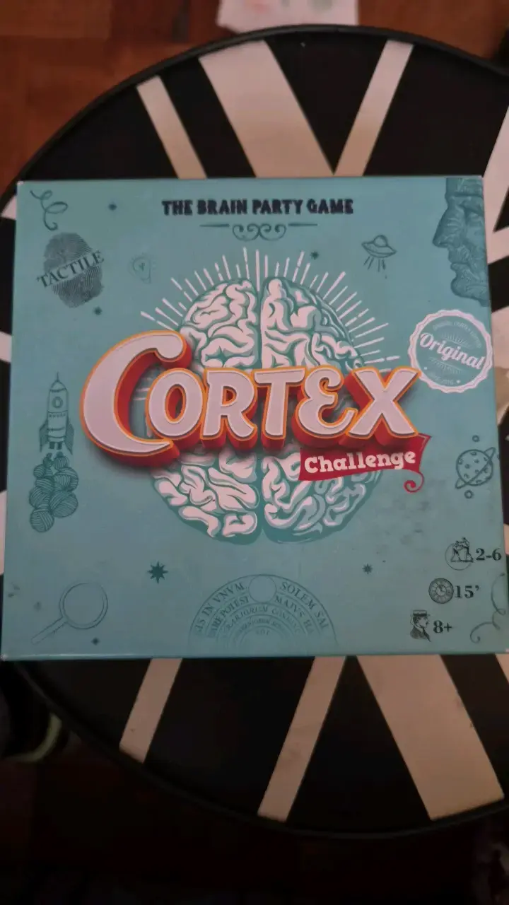 Juego de mesa Cortex Challenge para 2-6 jugadores - 1