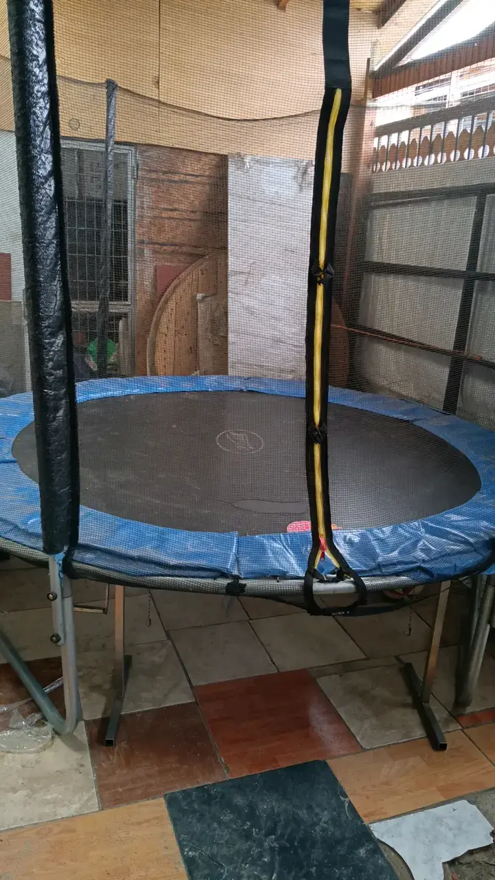 Trampolín con red de seguridad para niños - 2