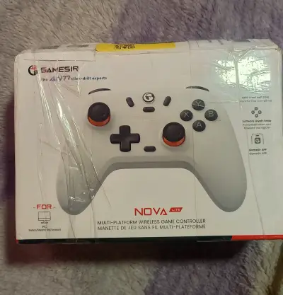 Control inalámbrico GameSir blanco con estuche - miniatura 5