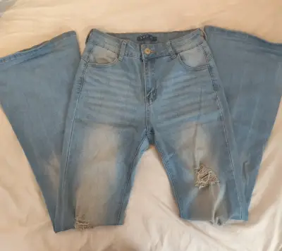 Jeans acampanados flare - miniatura 1