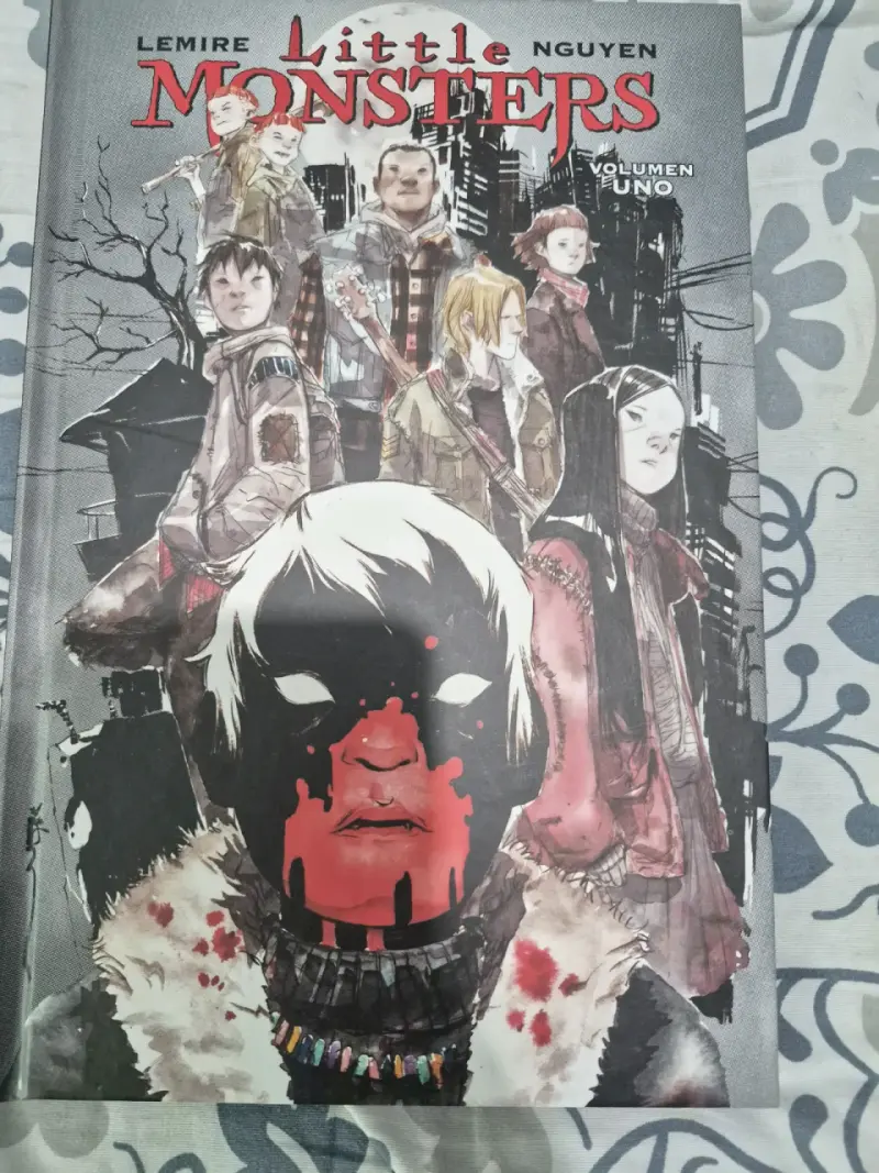Colección de cómics variados en buen estado - 4