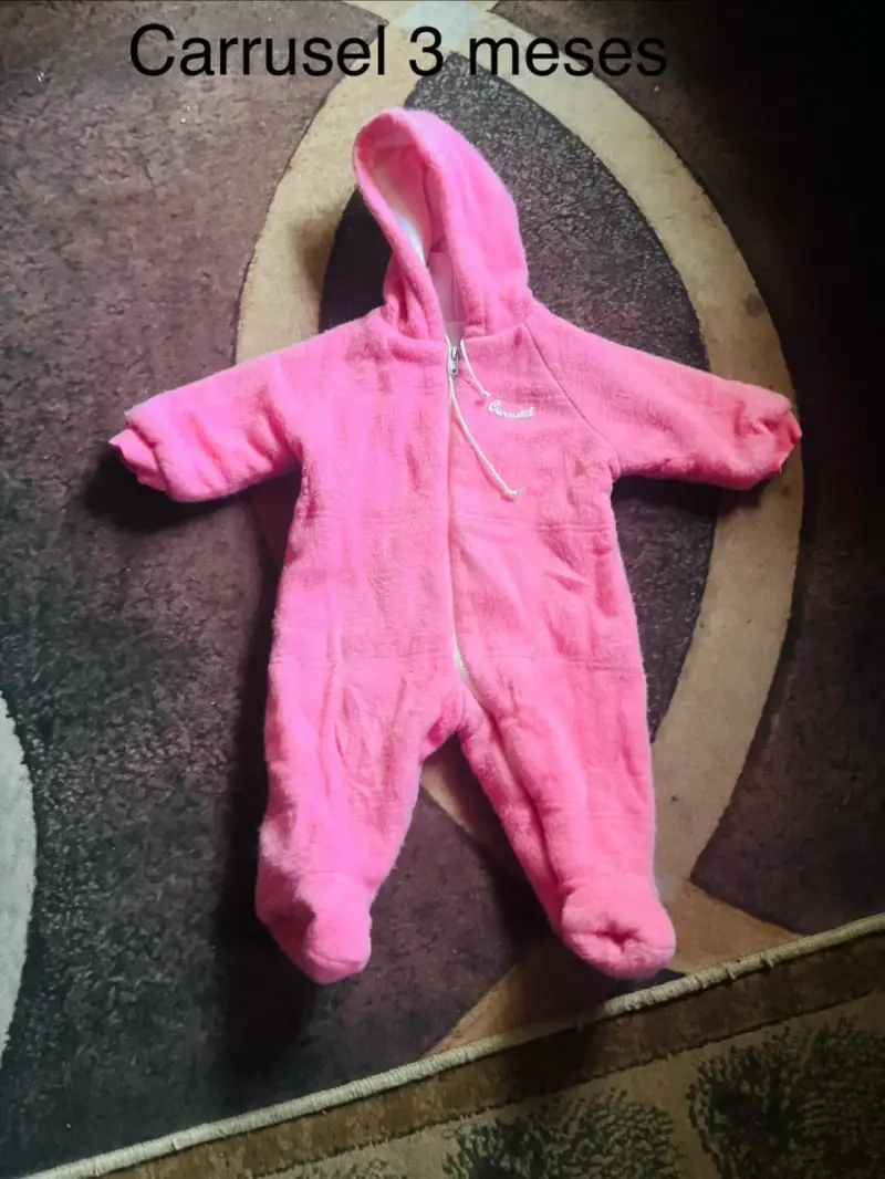 Enterito de bebé rosado Carrusel 3 meses