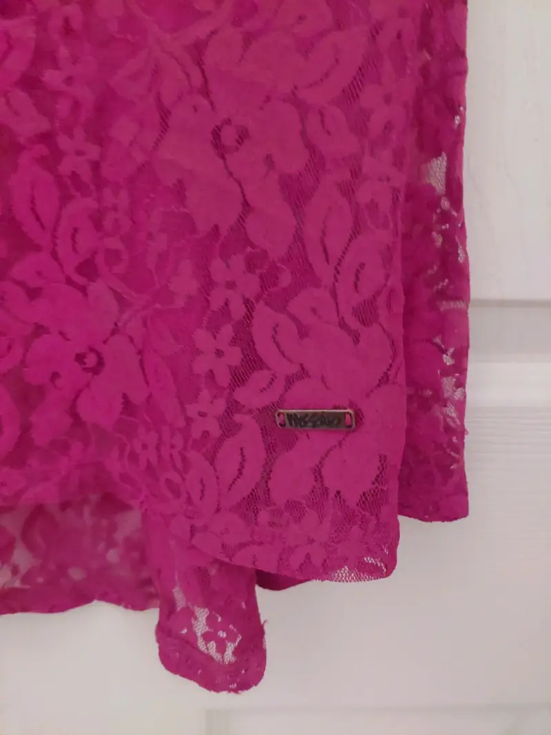 Blusa de encaje fucsia sin mangas para mujer - 3