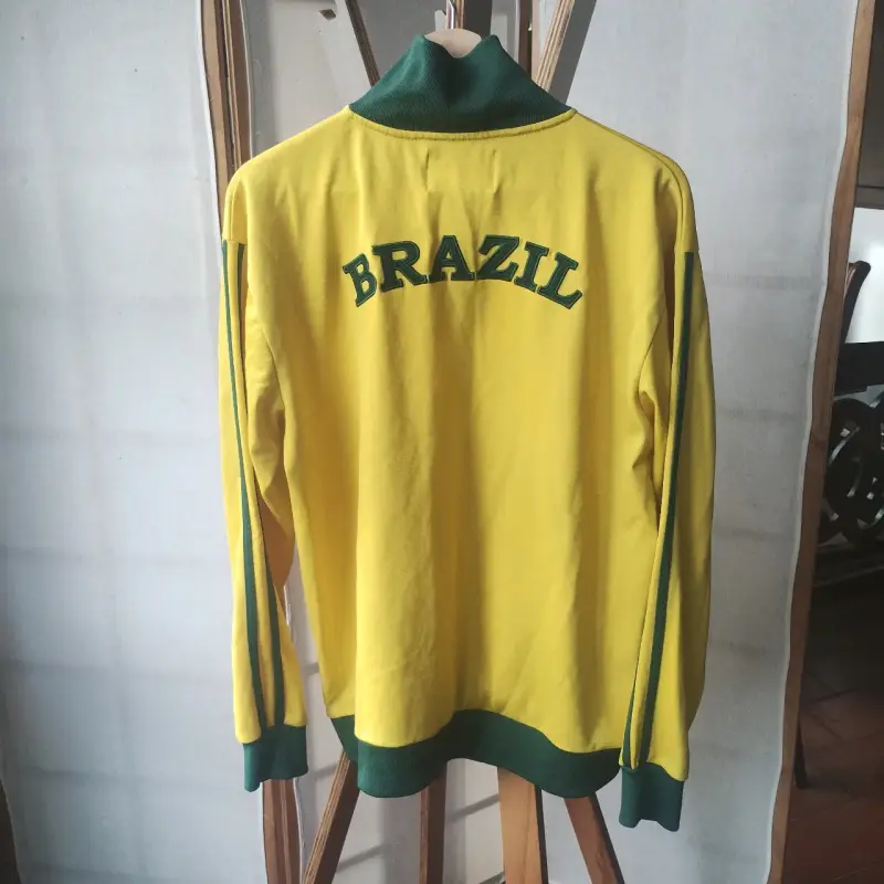 Chaqueta deportiva Brasil amarilla y verde - 4