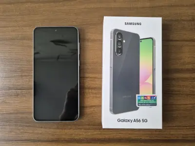 Samsung Galaxy A56 5G en buen estado - miniatura 1