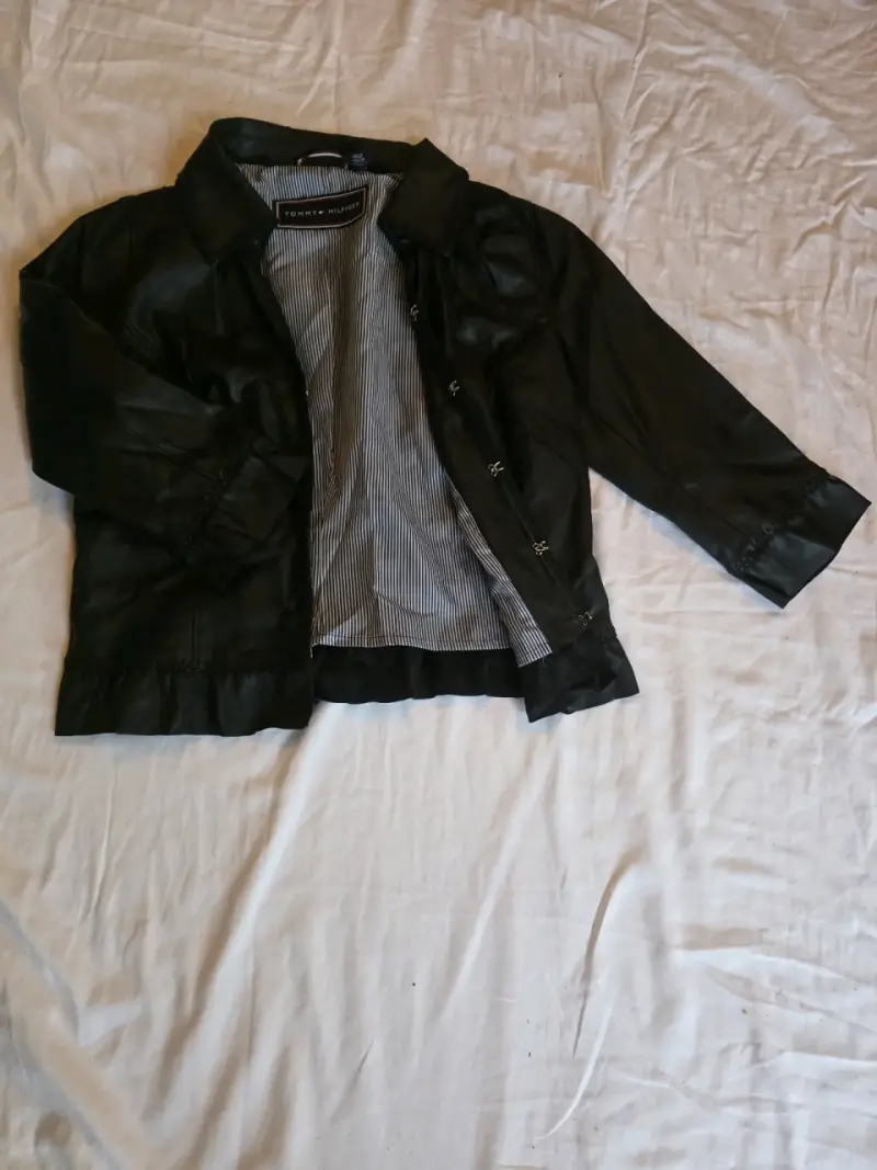 Chaqueta de cuero negra Tommy Hilfiger para mujer - 2