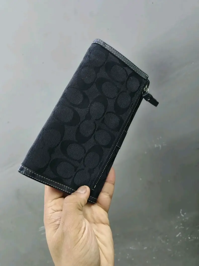 Cartera Coach Signature Jacquard Negra - 2